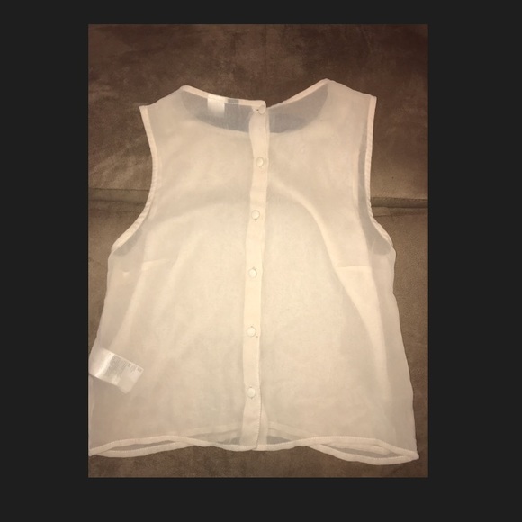 Classy top - Picture 2 of 2